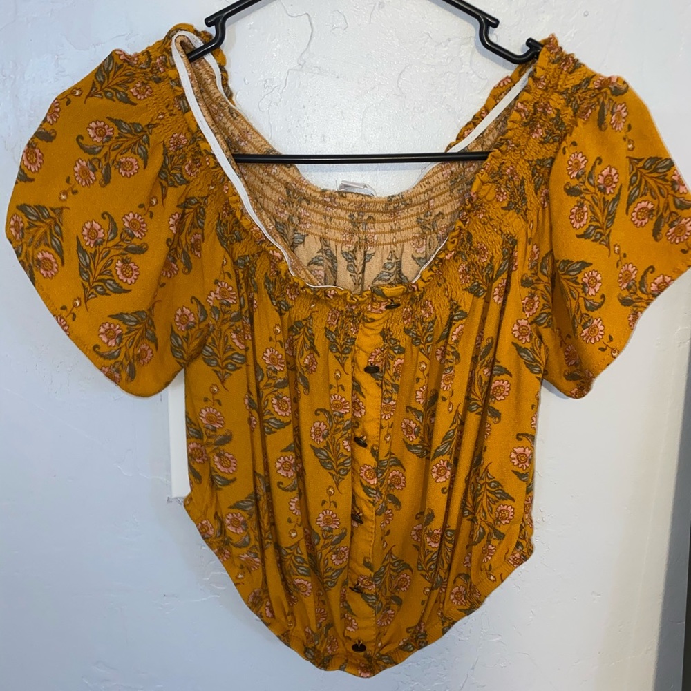 Crop top